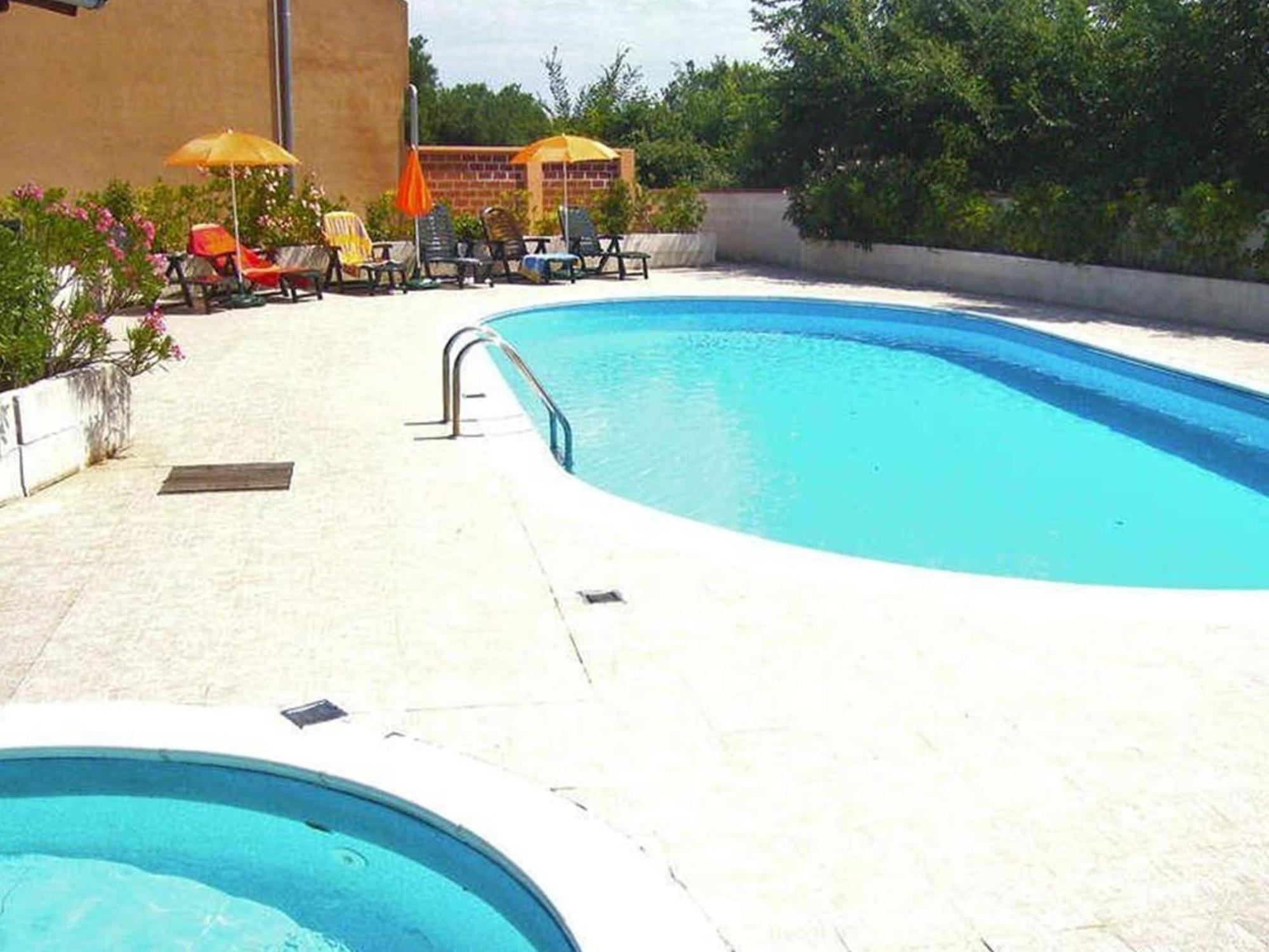 Apartment Buneta With Relaxing Outdoor Area Liznjan Luaran gambar