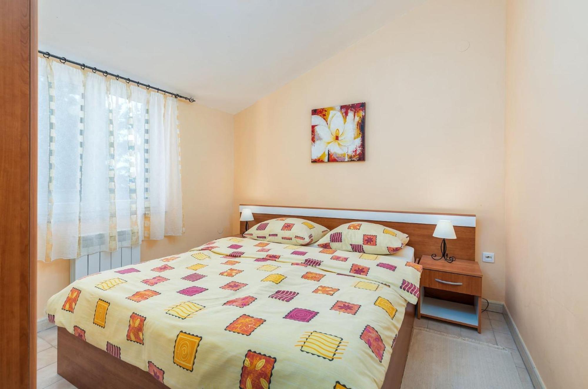 Apartment Buneta With Relaxing Outdoor Area Liznjan Luaran gambar